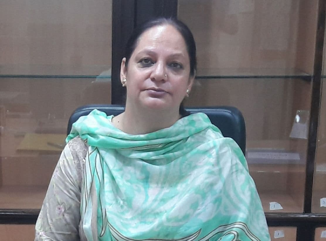 Dr. Yasmeen Ashai